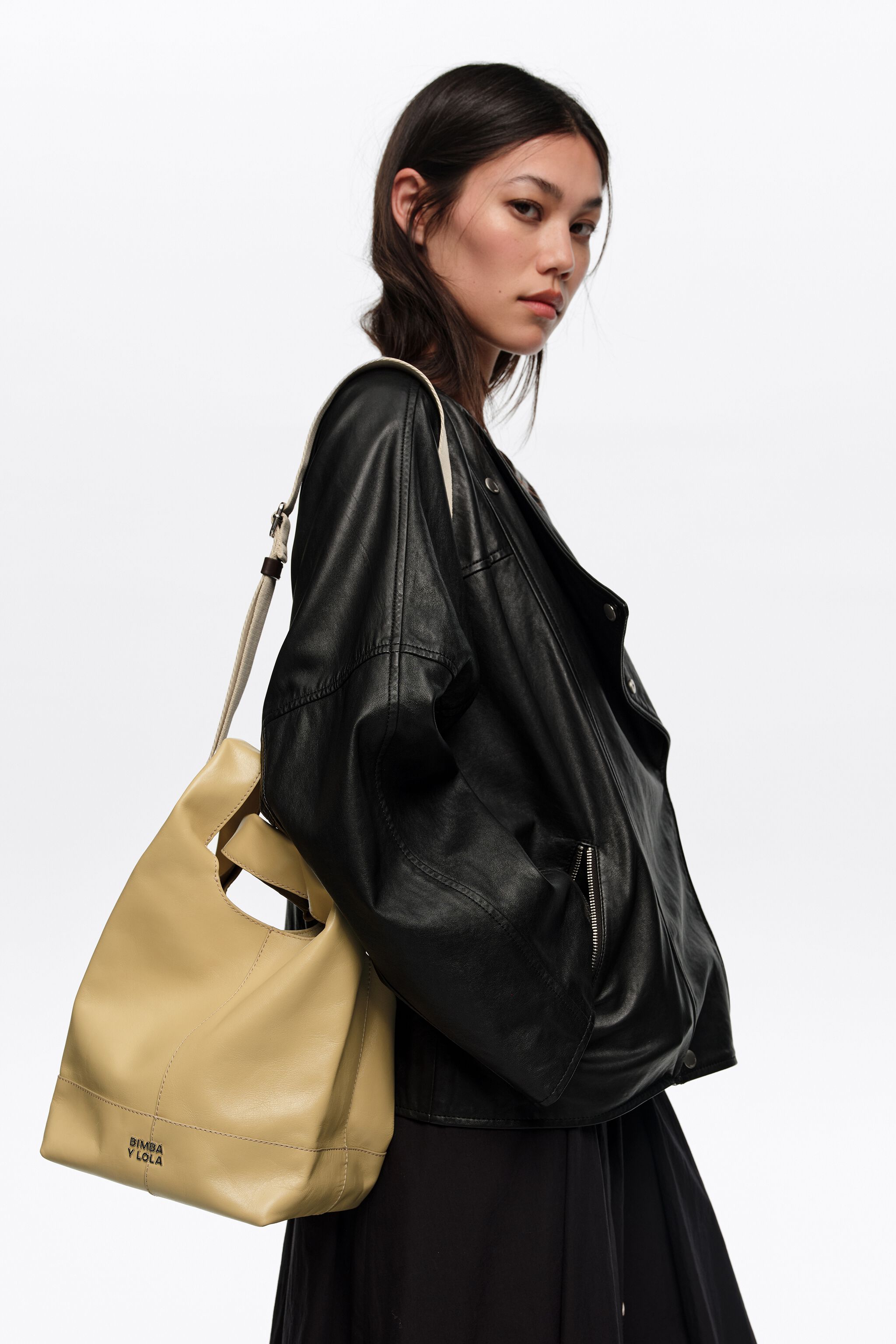 Medium Oatmeal-Leder-Papiertasche