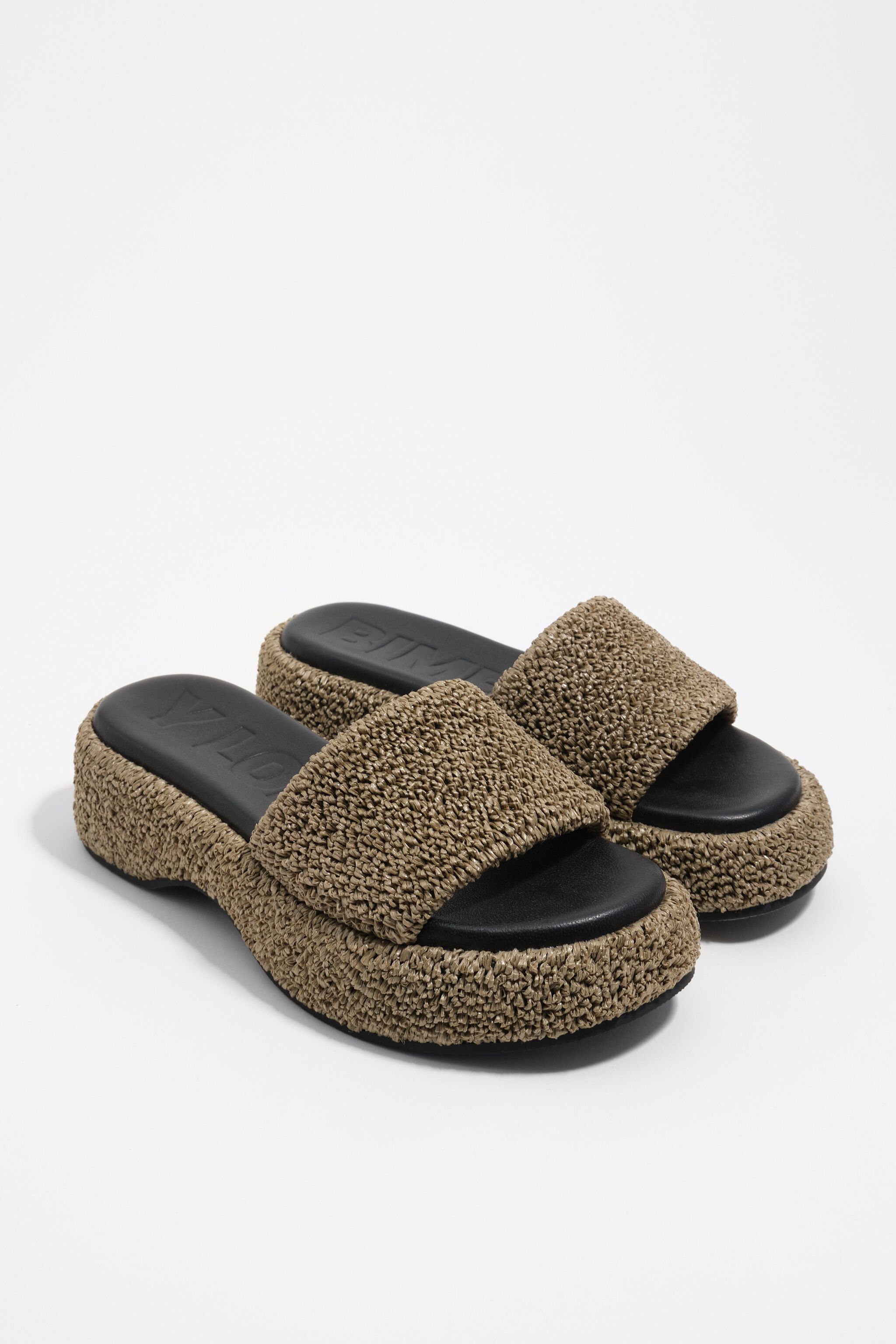 Grüner Stoff-Plattform-Sandalen