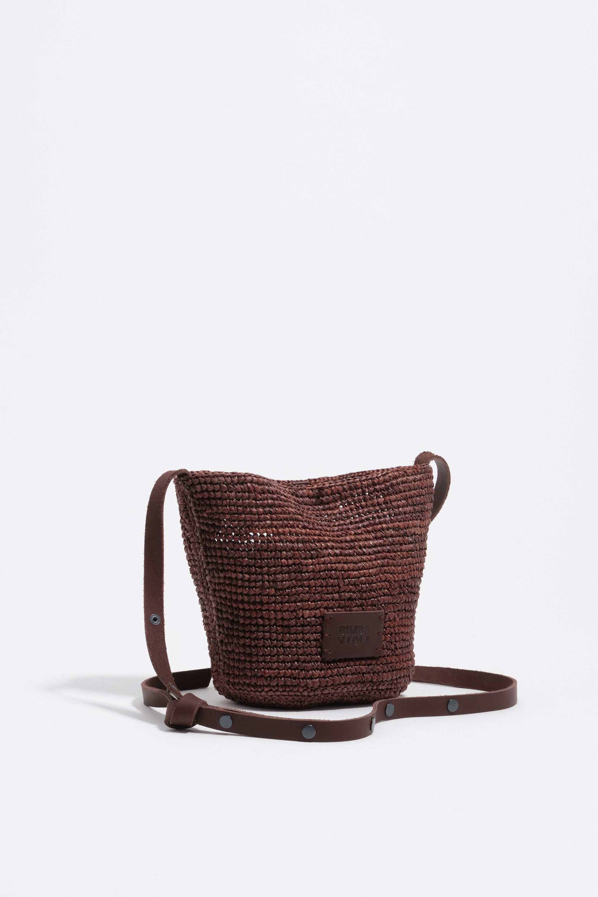 Kleine Walnuss-Raffia-Webtasche