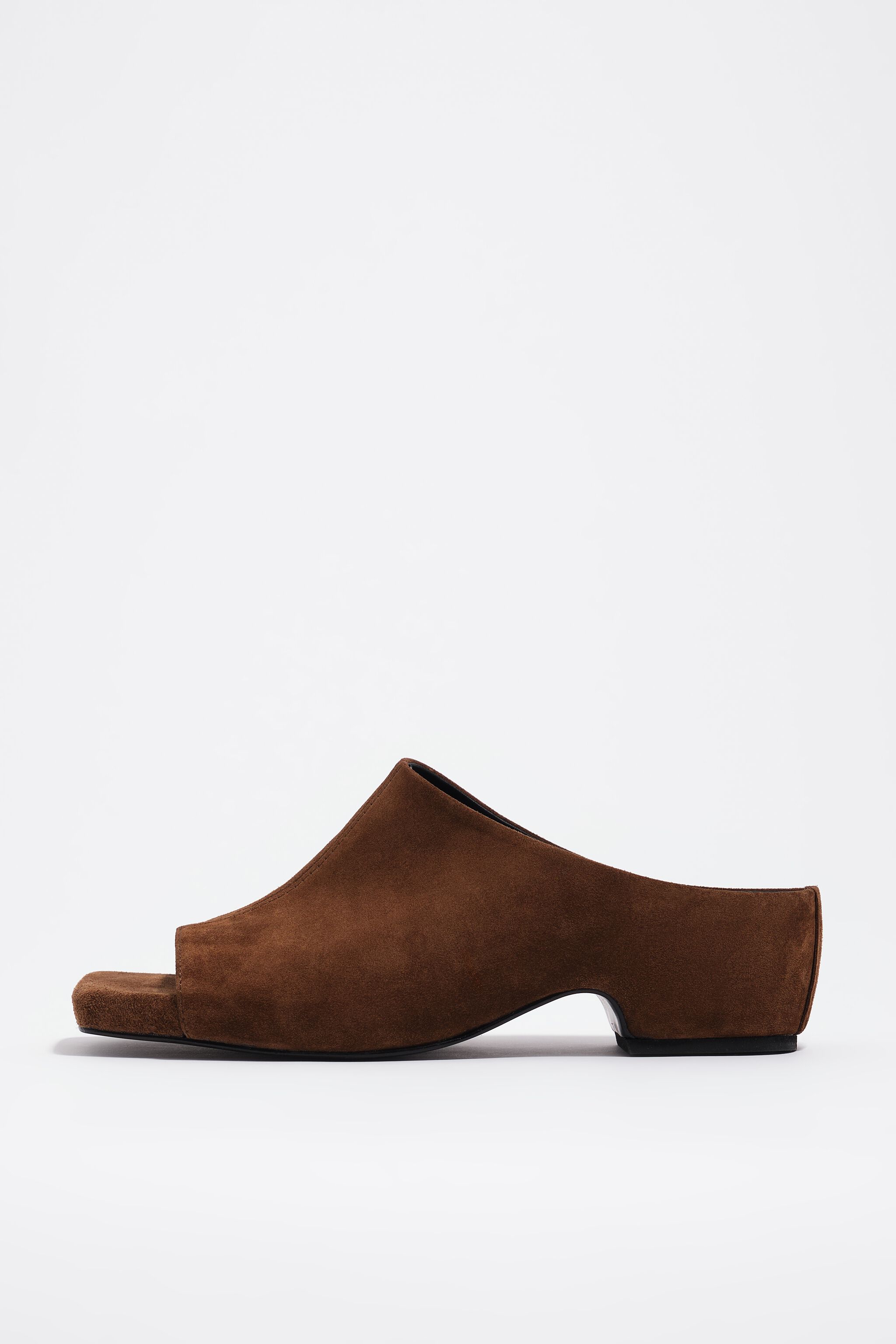 Brauner Wildleder-Höhe-Keil-Sandalen
