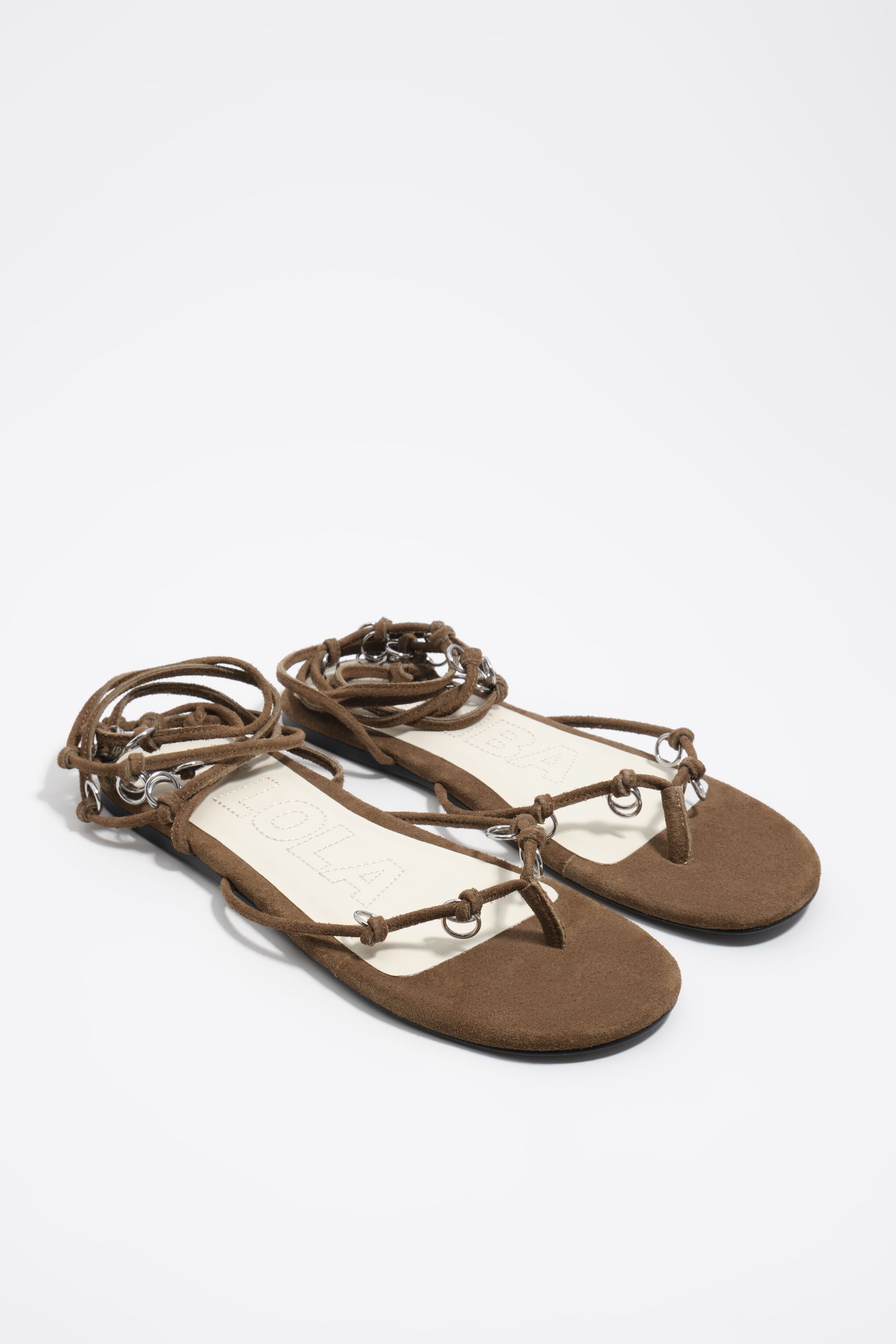 Olive-Leder-Sandalen mit Durchbrüchen