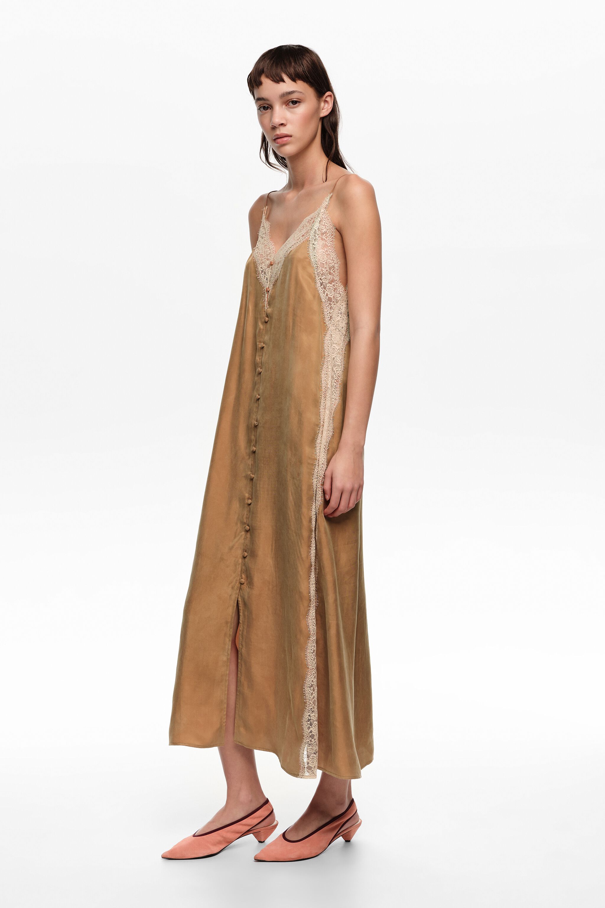 Toffee-Slip-Rock mit Kontrast-Batist