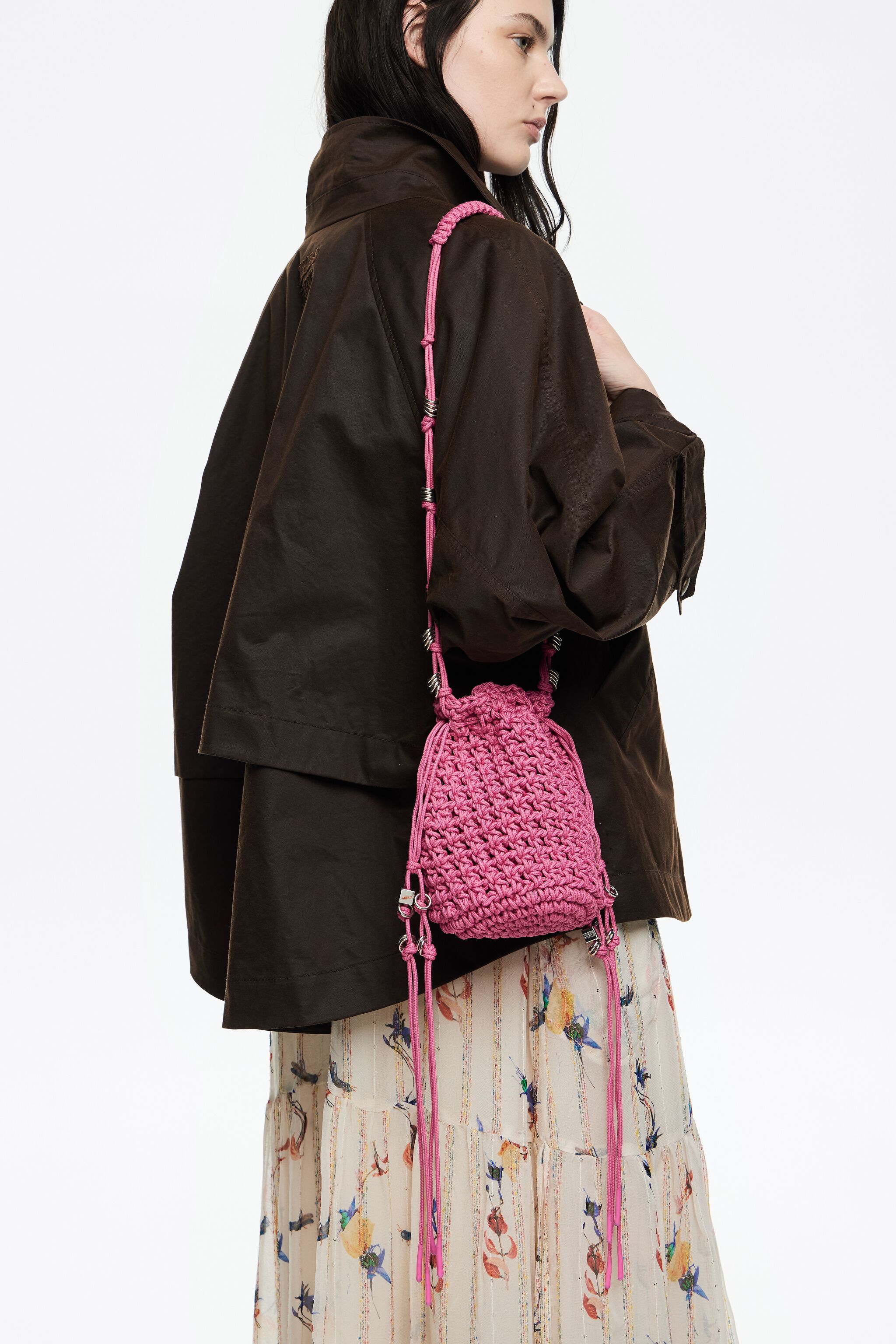 Dunkelpink mini geflochtene Crochet-Eimer-Tasche