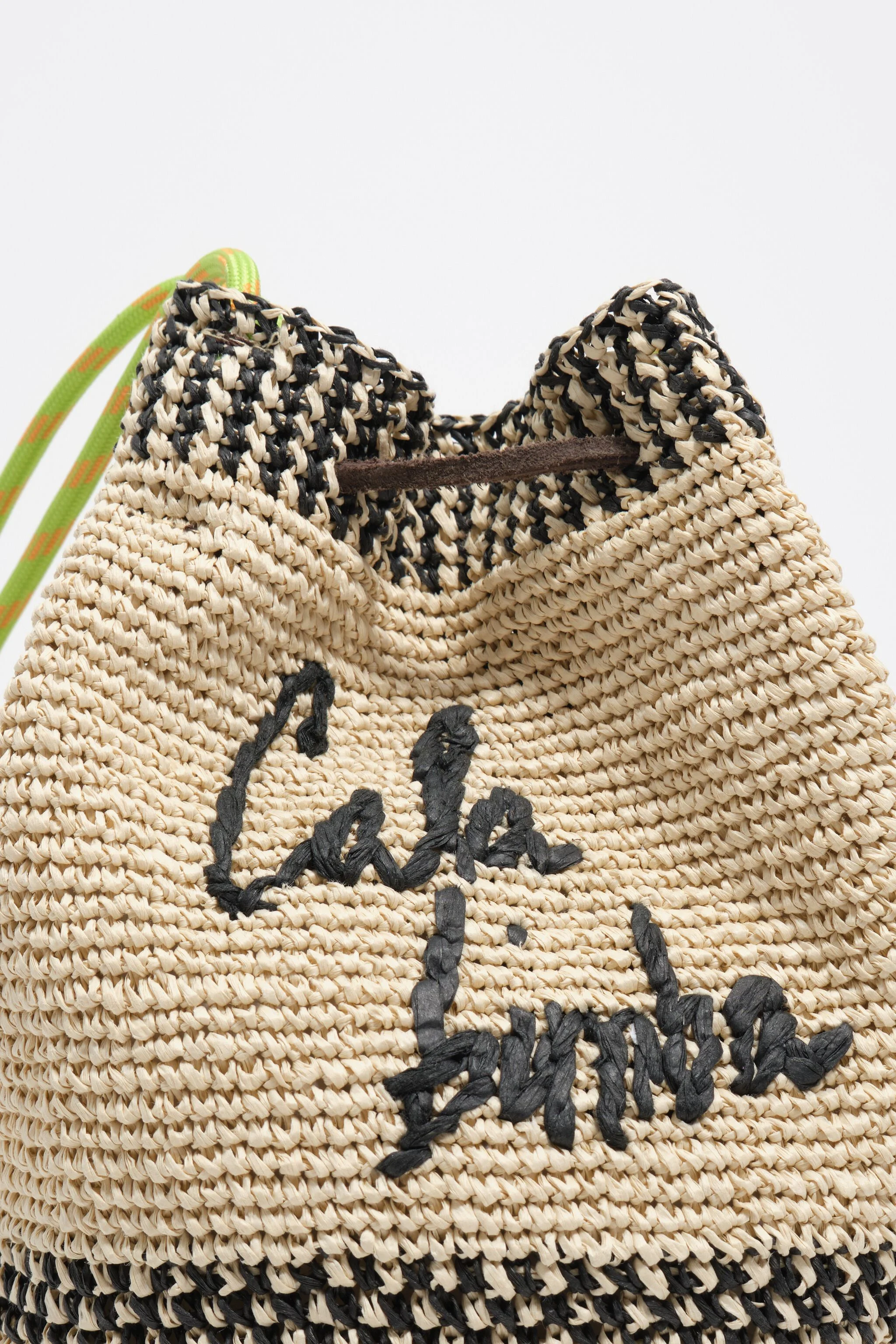Medium natürliche geflochtene Raffia-Einkaufstasche