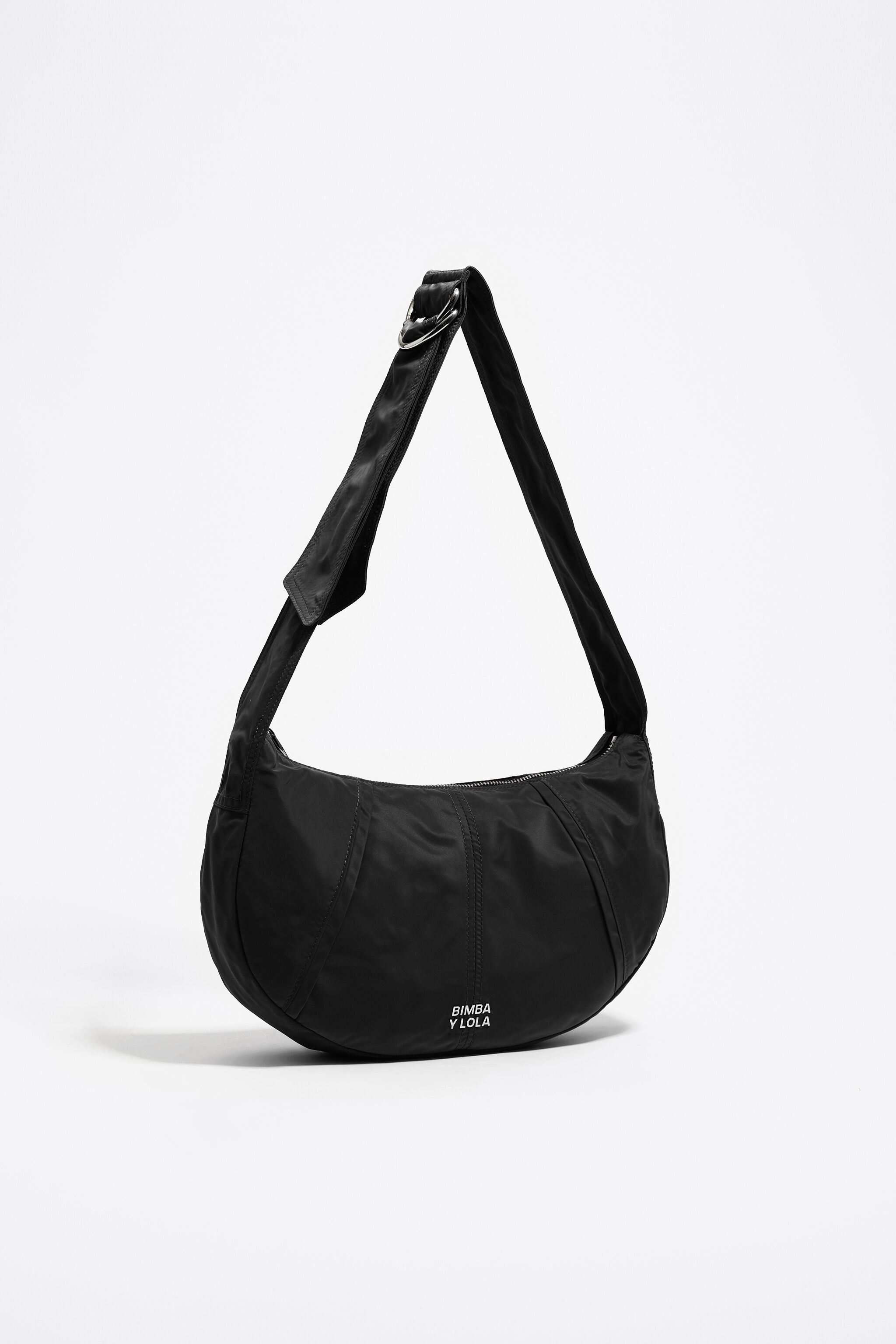 Medium schwarzer Nylon-Mond-Beutel