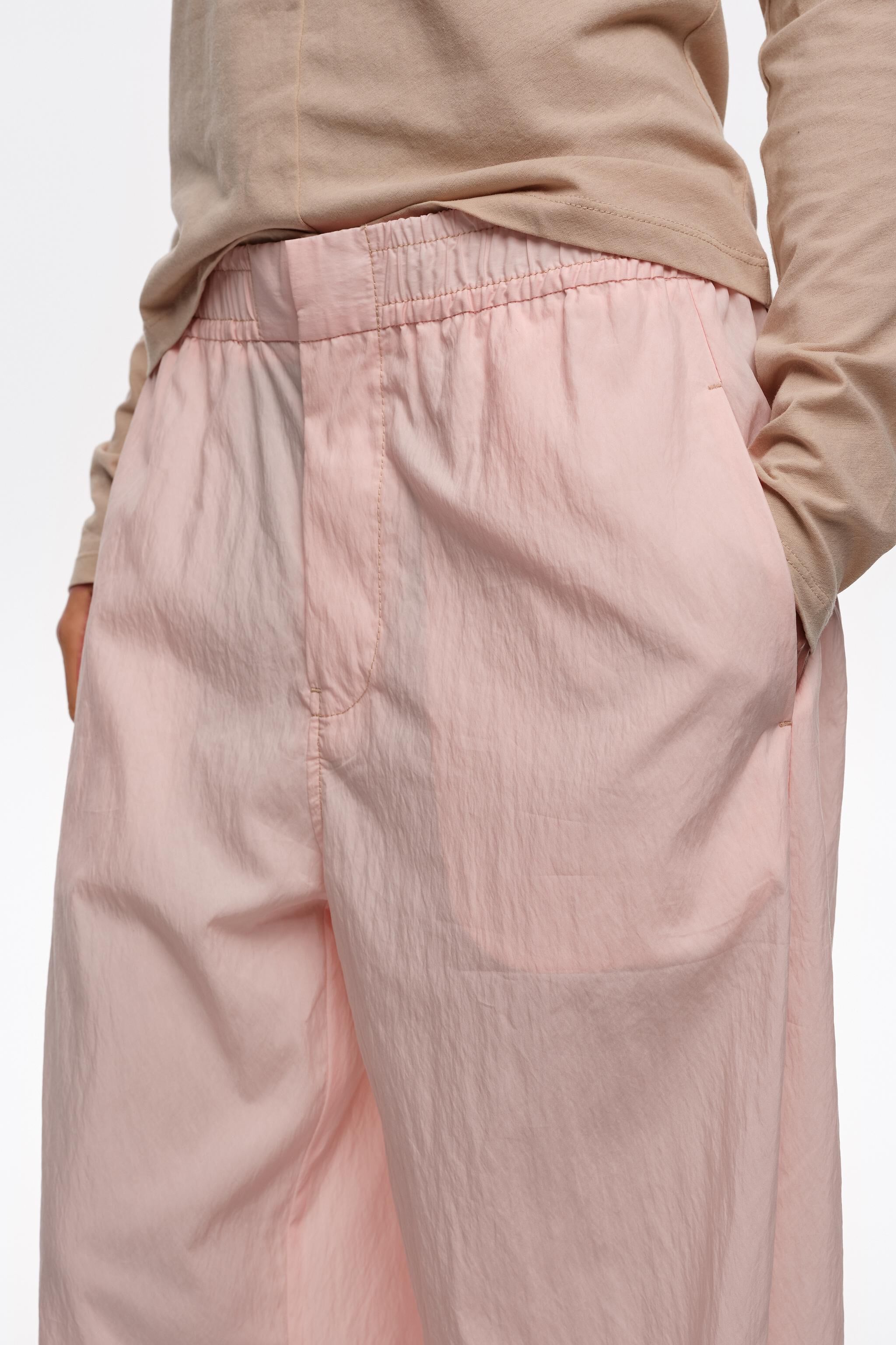 Leichtes Rosa gesammelte Joggerhose