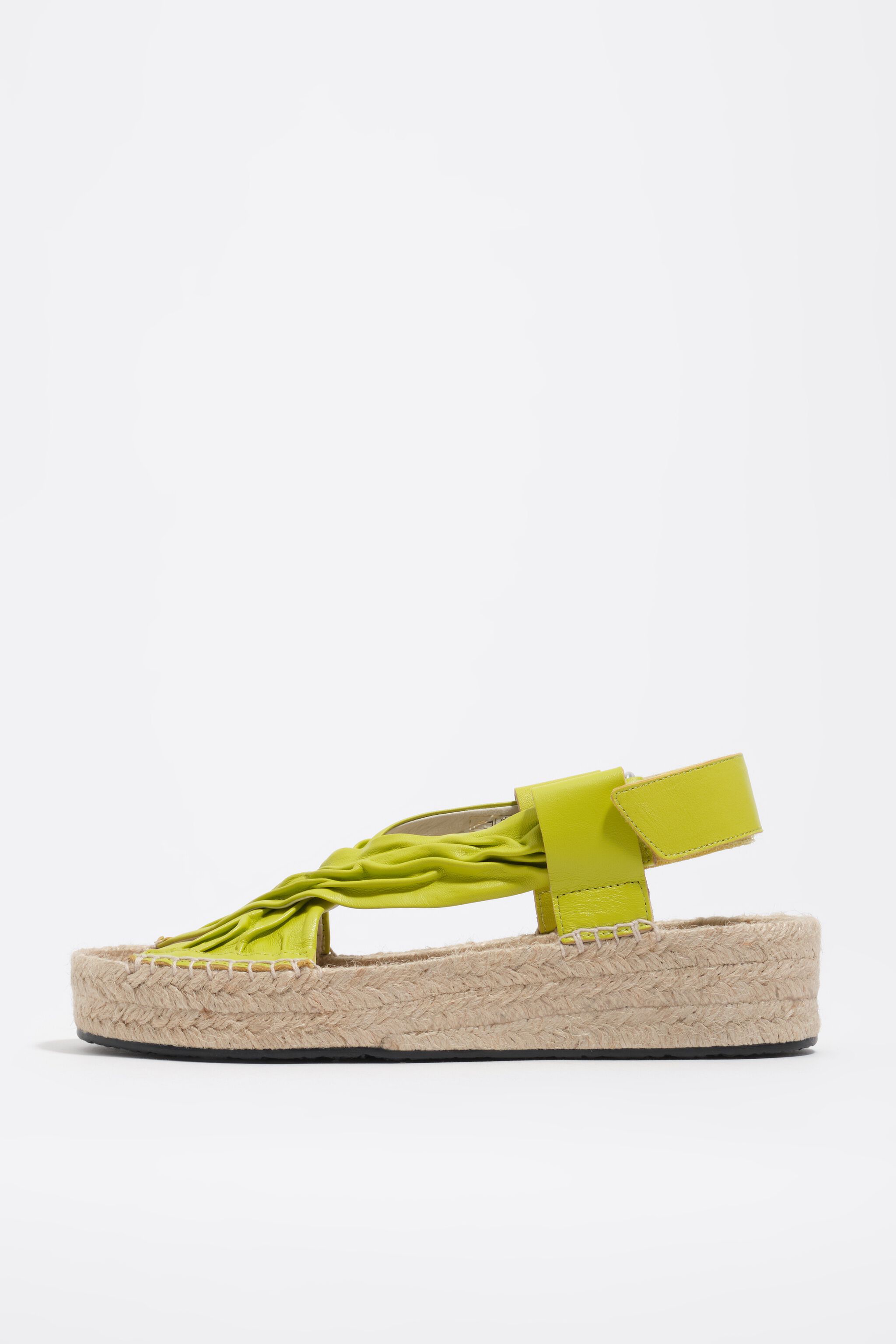 Limettengrüner Leder-Jute-Wedge-Sandalen