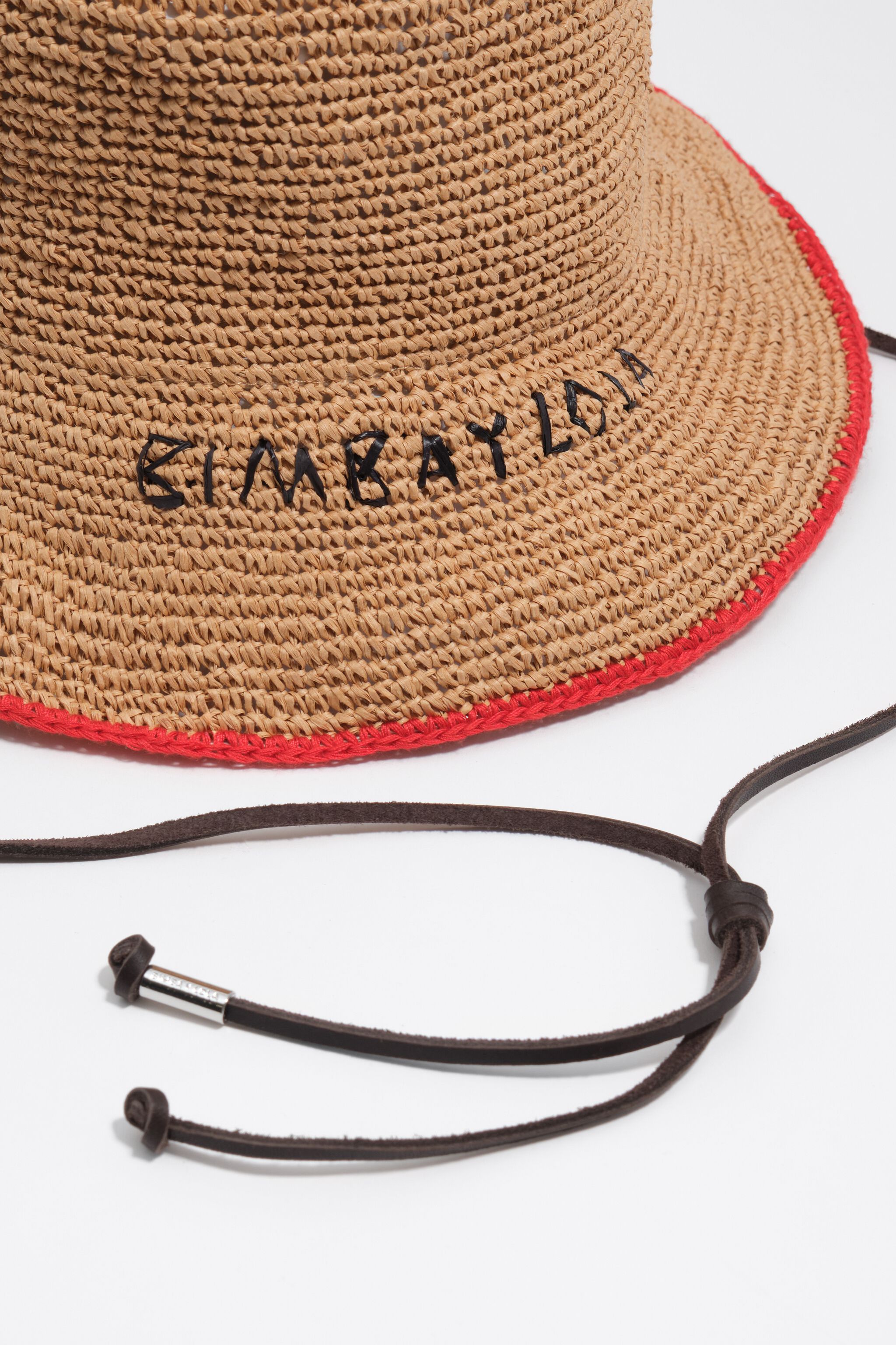 Beige Hut mit Raffia-Optik