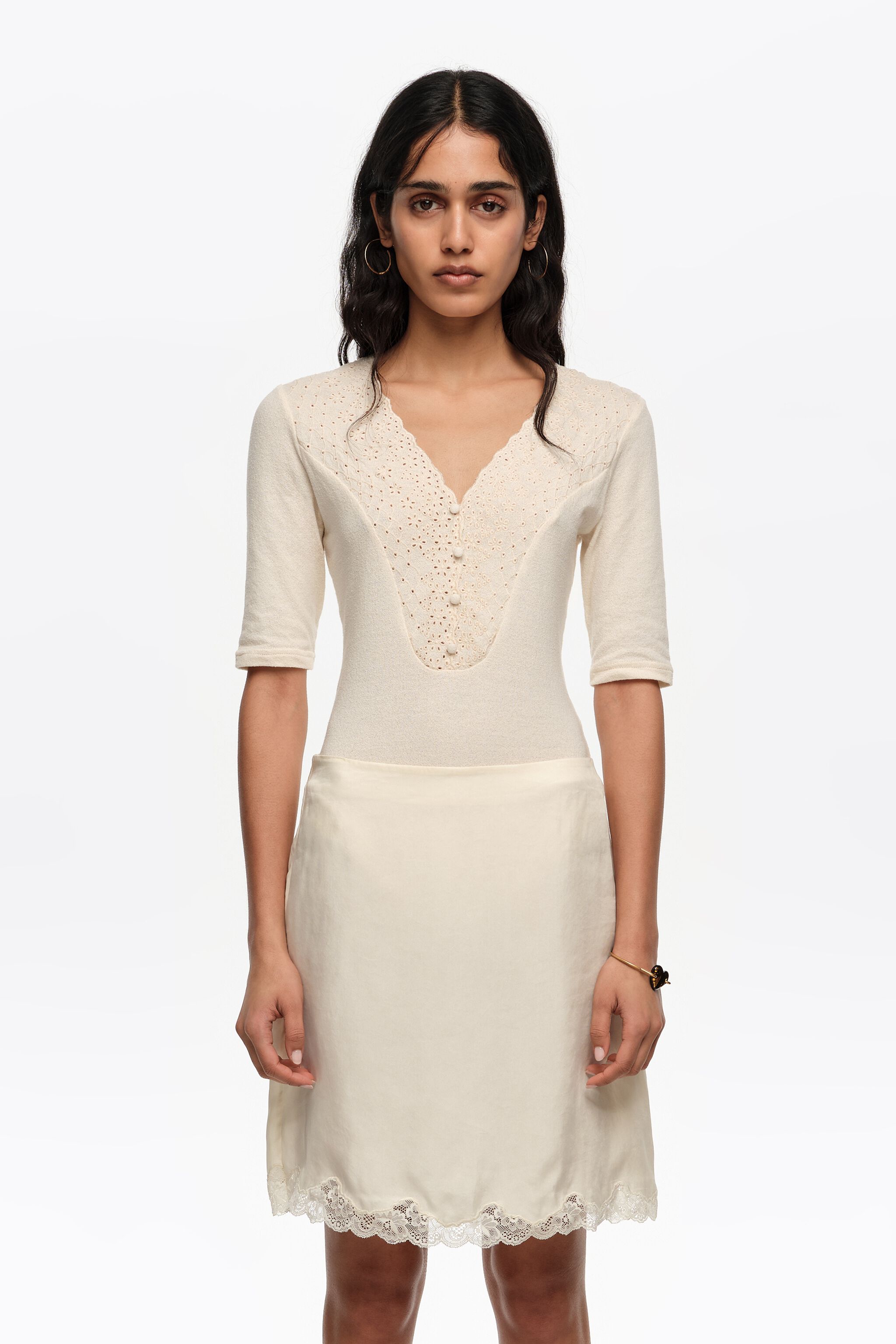 Ivory bestickter Body