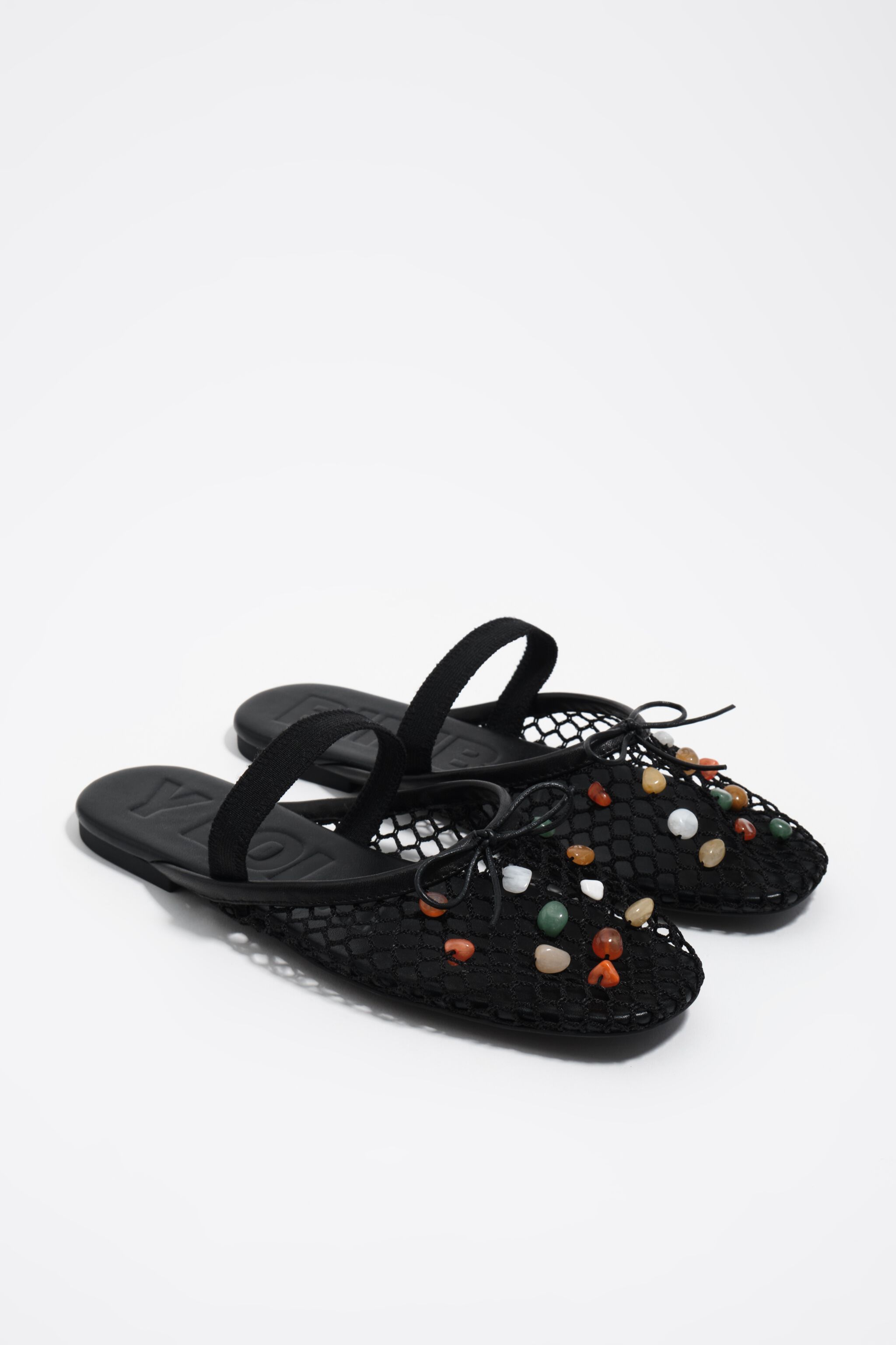 Schwarzer Mesh-Slingback-Ballerina mit Steinen