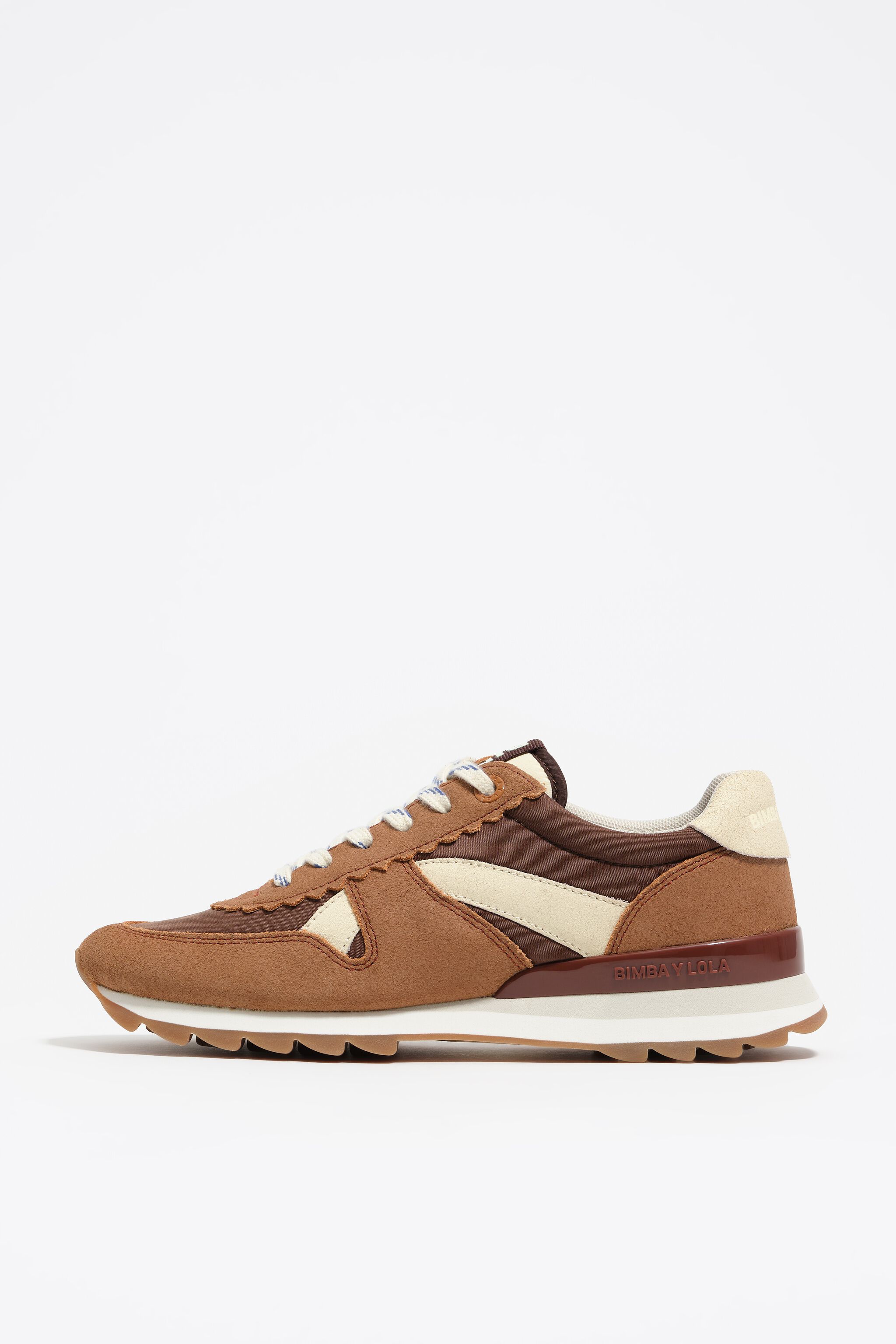 Brauner Wildleder- und Nylon-Technik-Sneaker 13 19