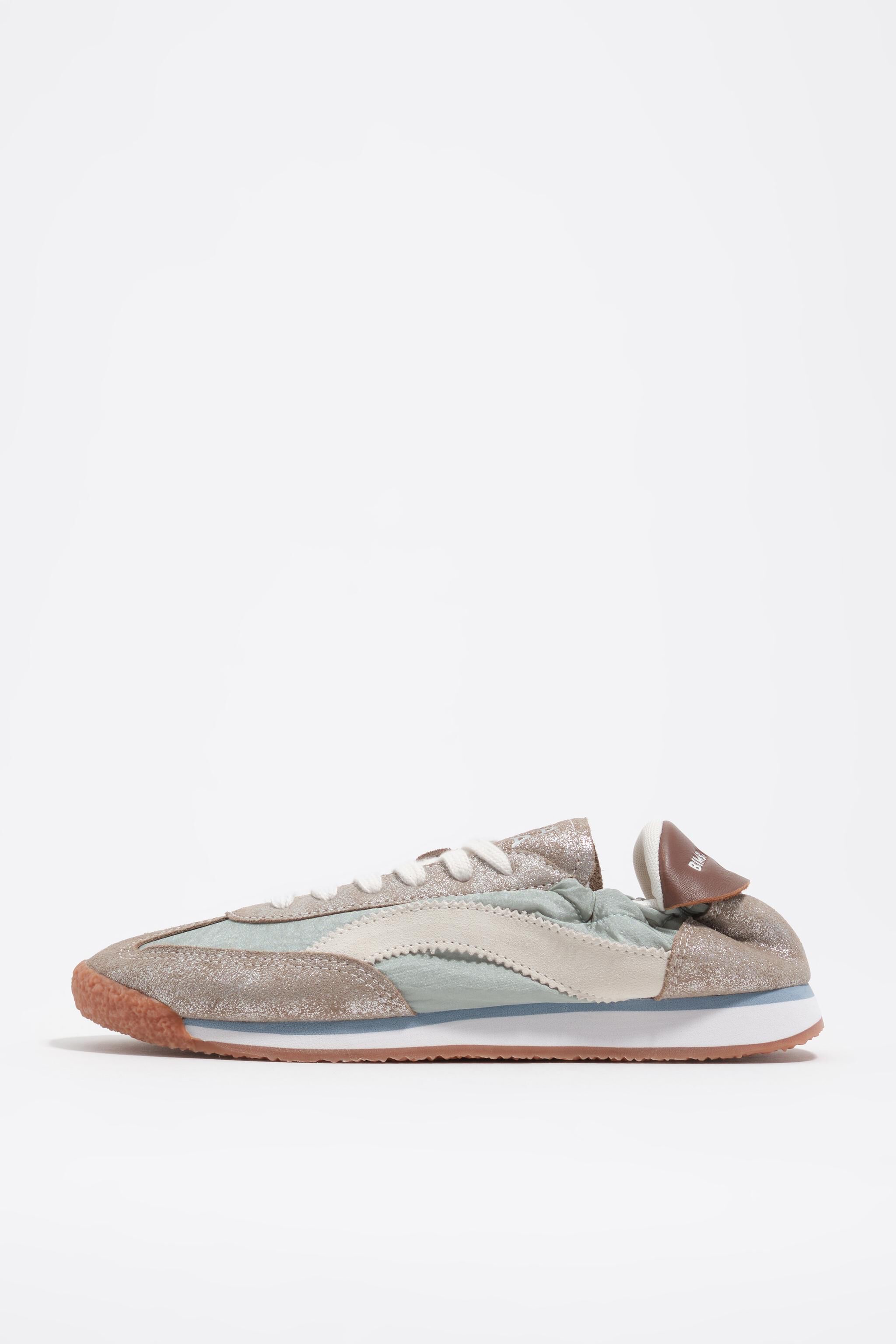 Metallic-Suede- und Grün-Nylon-Sneaker 13 06