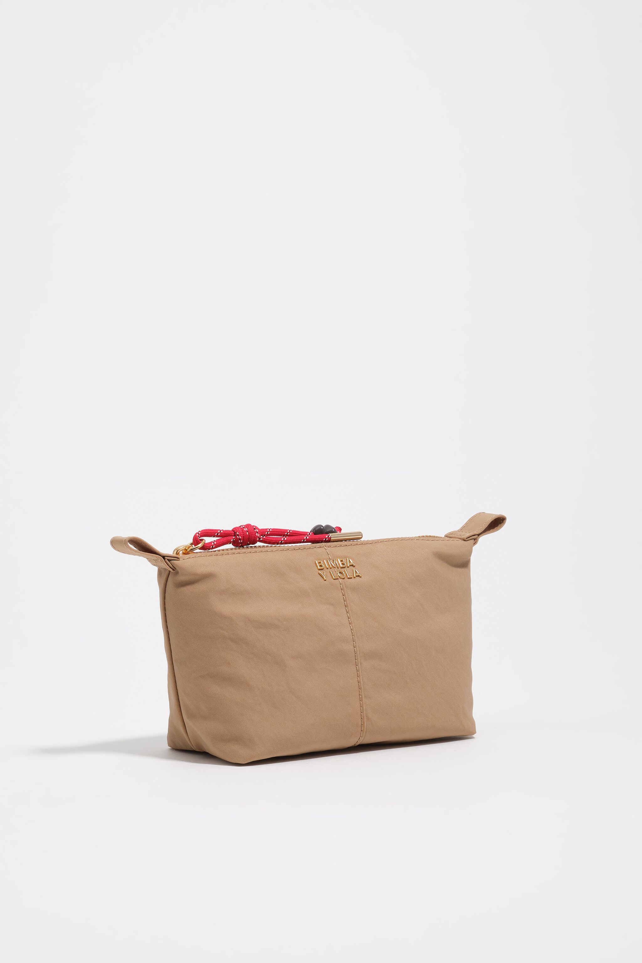 Camel-Nylon-Trapecio-Make-up-Case