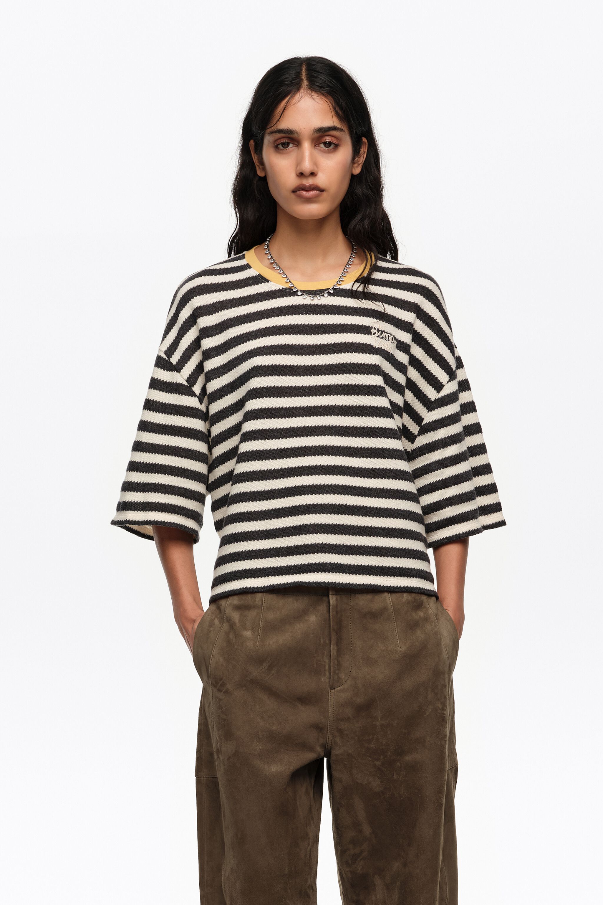 Schwarzes gestreiftes Baumwoll-Boxy-T-Shirt