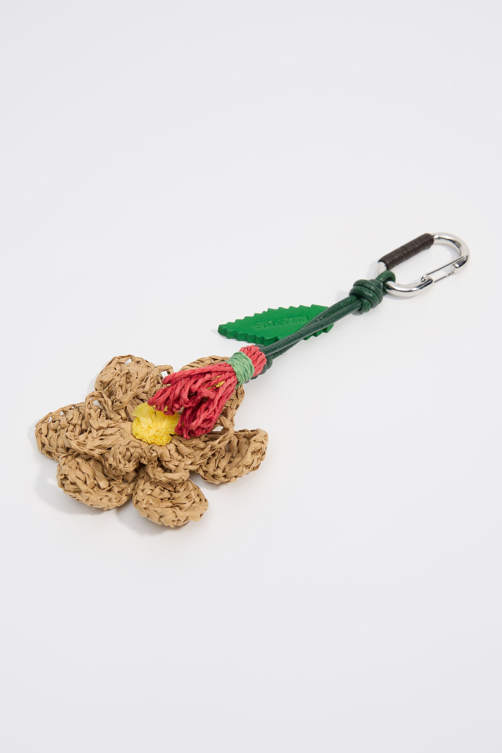 Blumenpapier-Raffia-Schlüsselanhänger