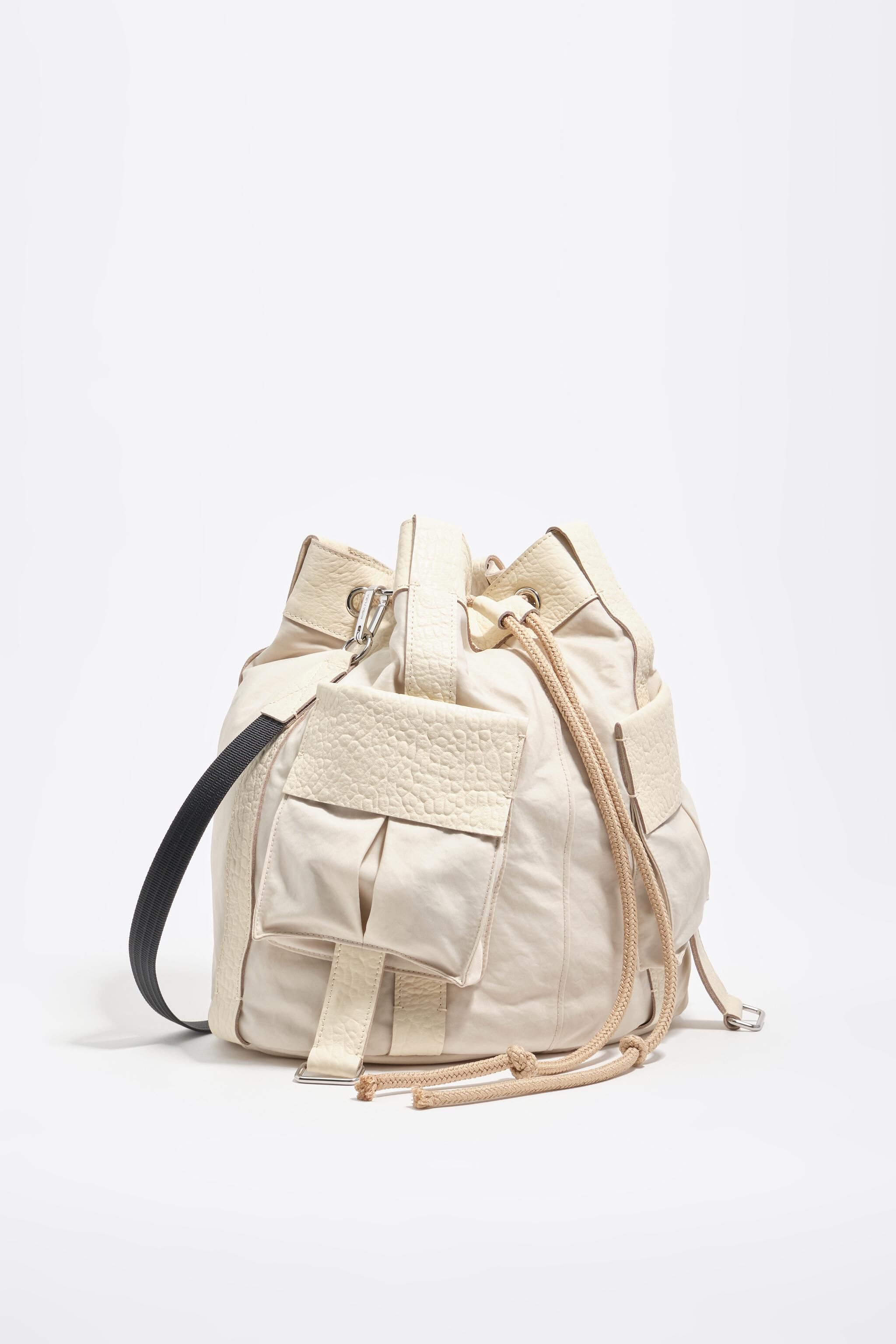 Große Stein-Weiß-Beuteltasche