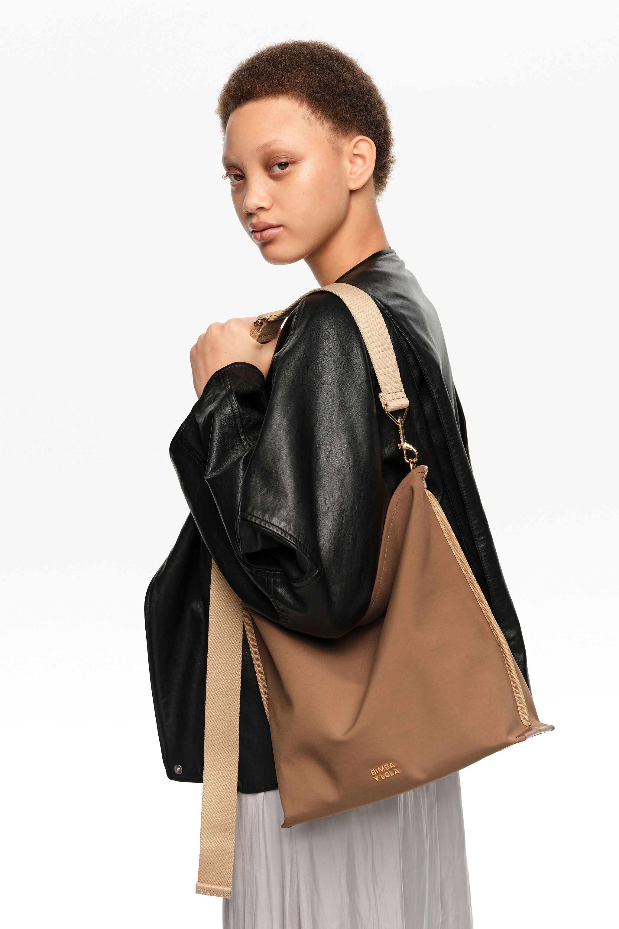 Medium Cinnamon-Gabardine-Carlino-Tasche