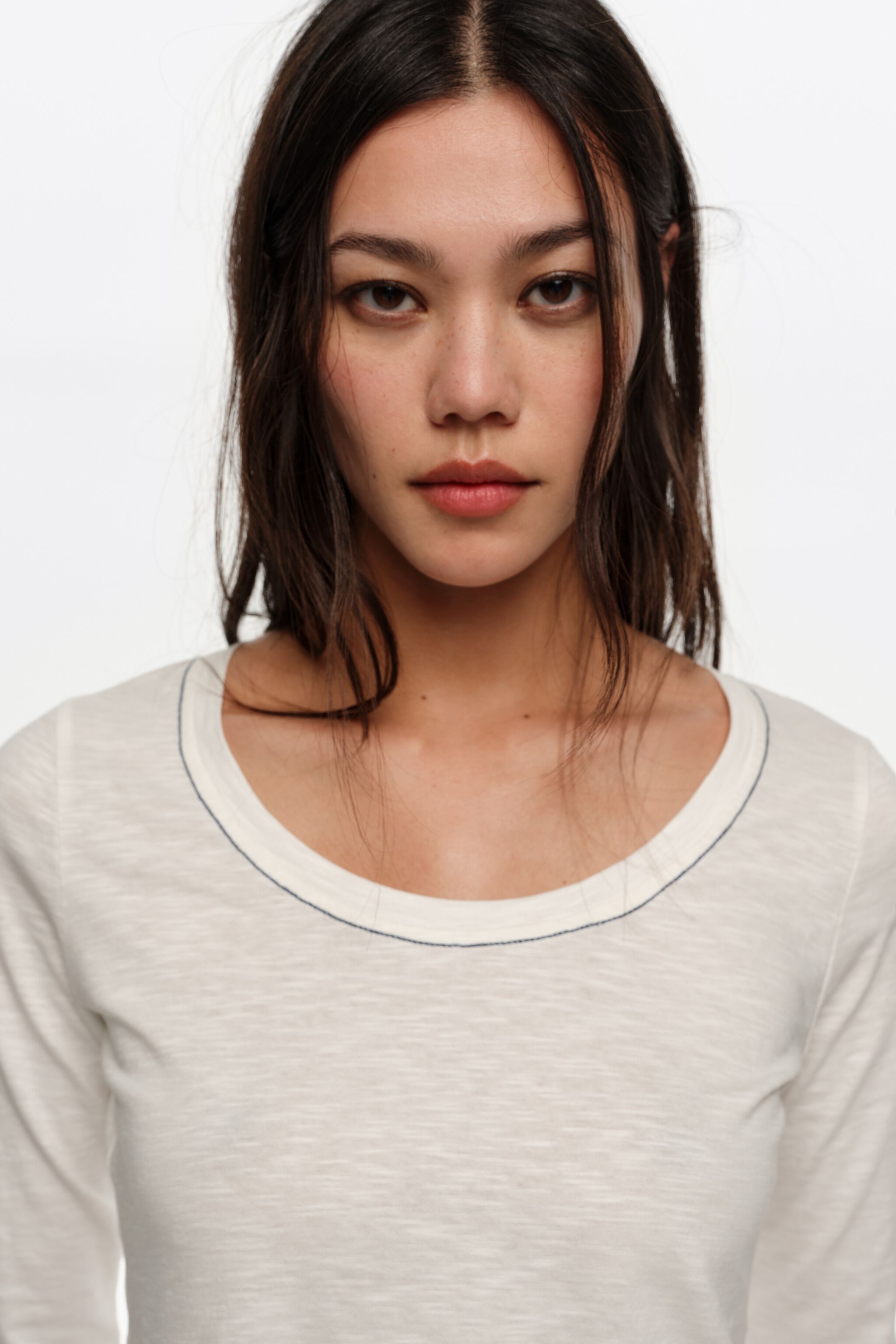 Beigefarbene T-Shirt mit 3/4-Arm