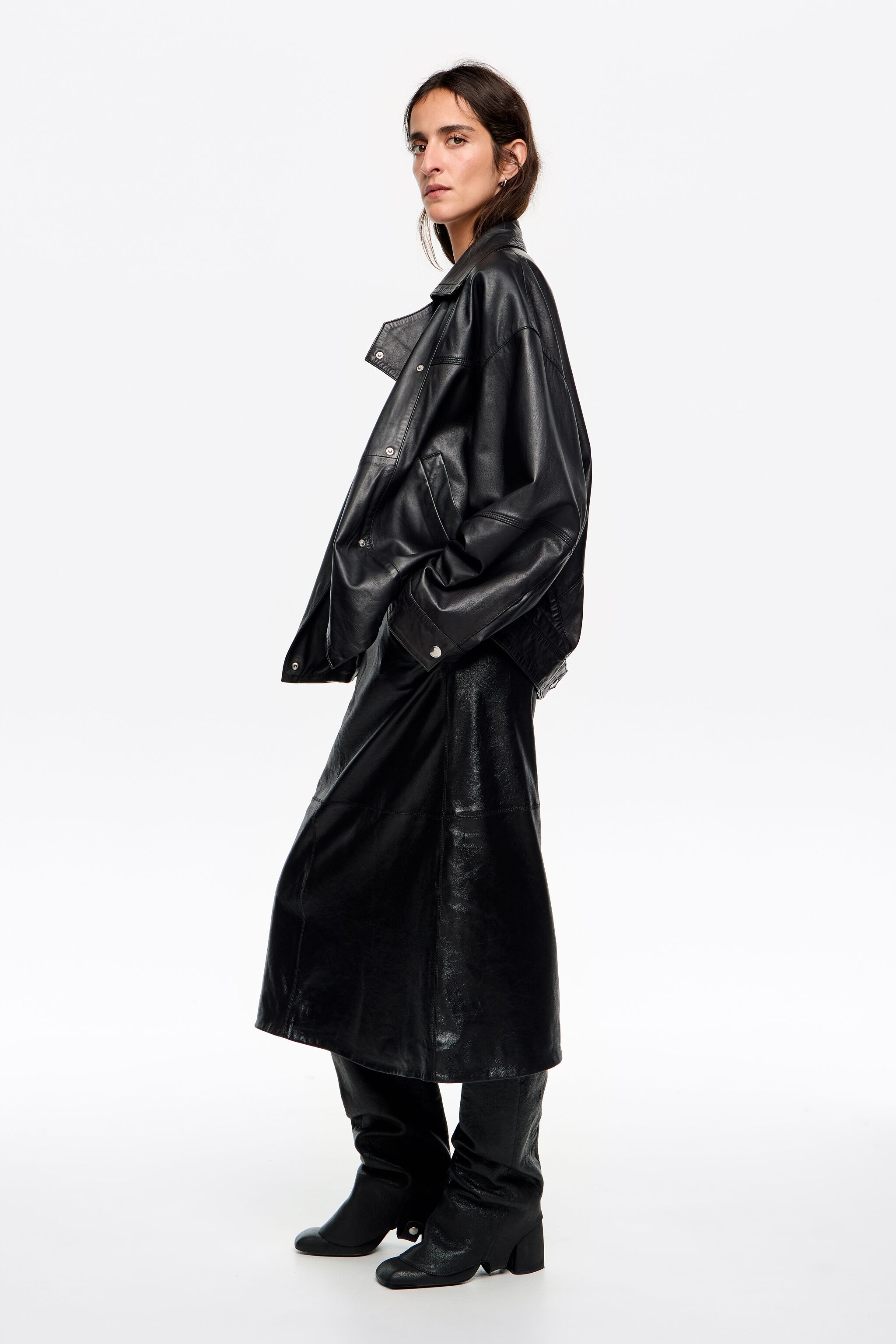 Schwarze Lederjacke