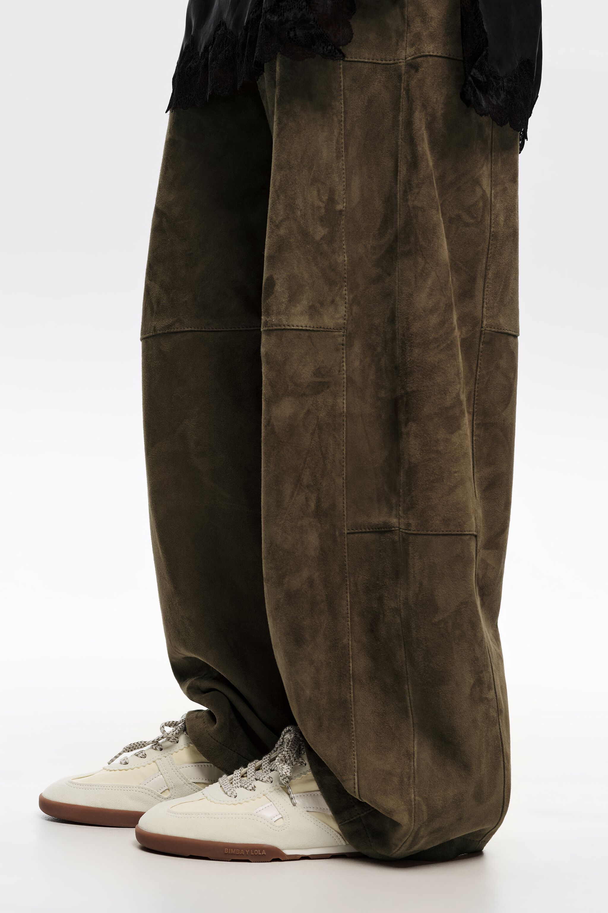 Gelbe Wildleder- und Nylon-Innen-Sneaker 13 16