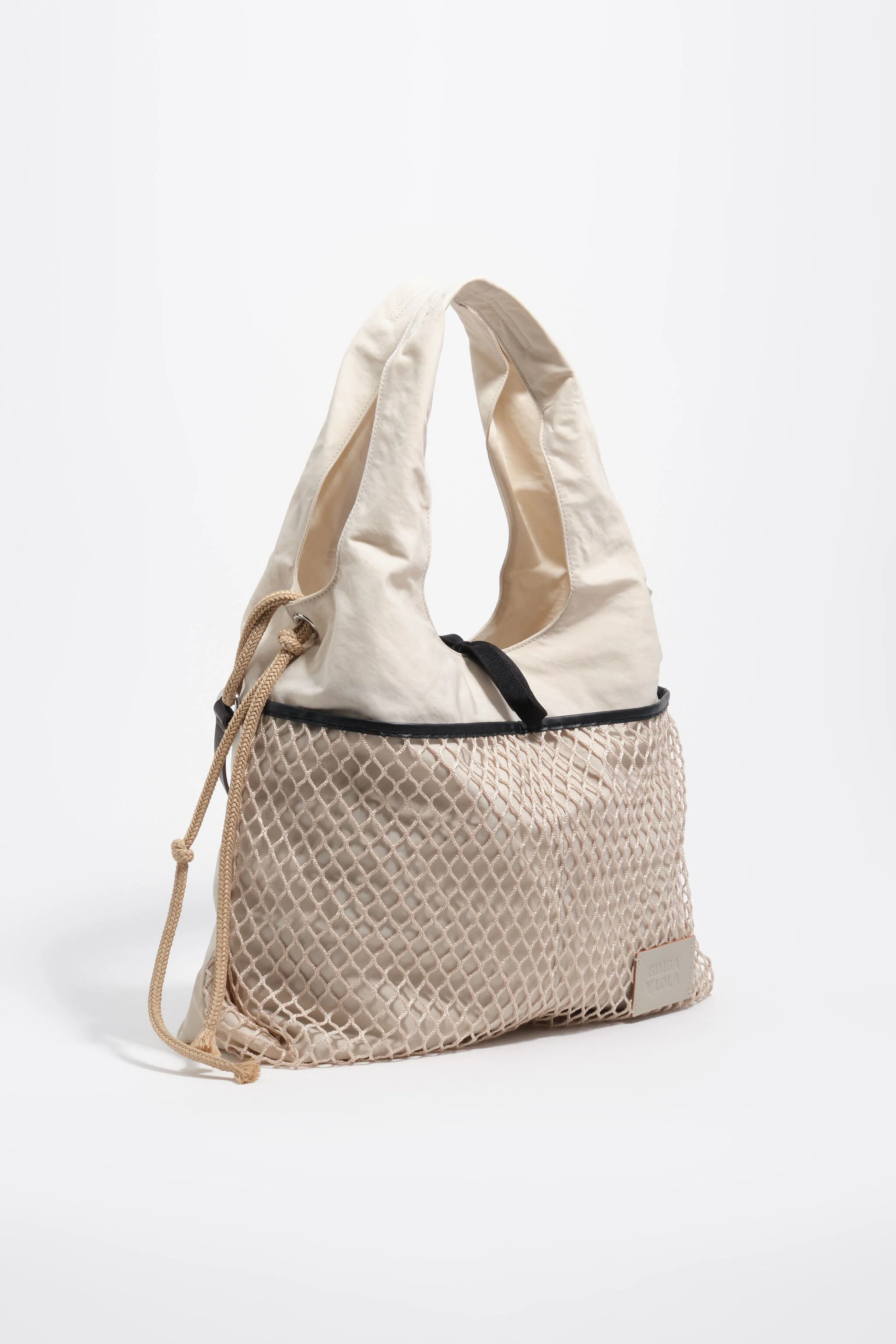 Große weiße Nylon-Papiertasche