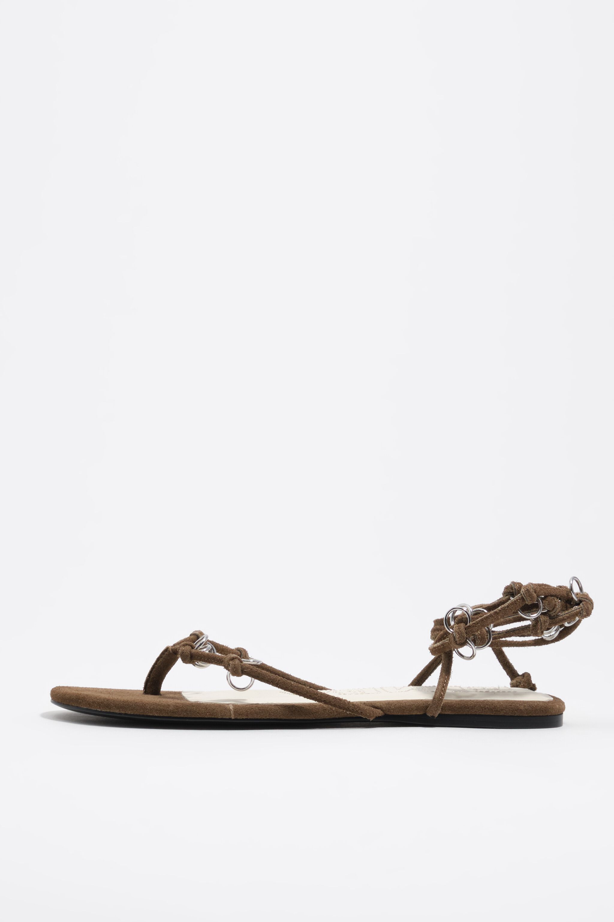 Olive-Leder-Sandalen mit Durchbrüchen
