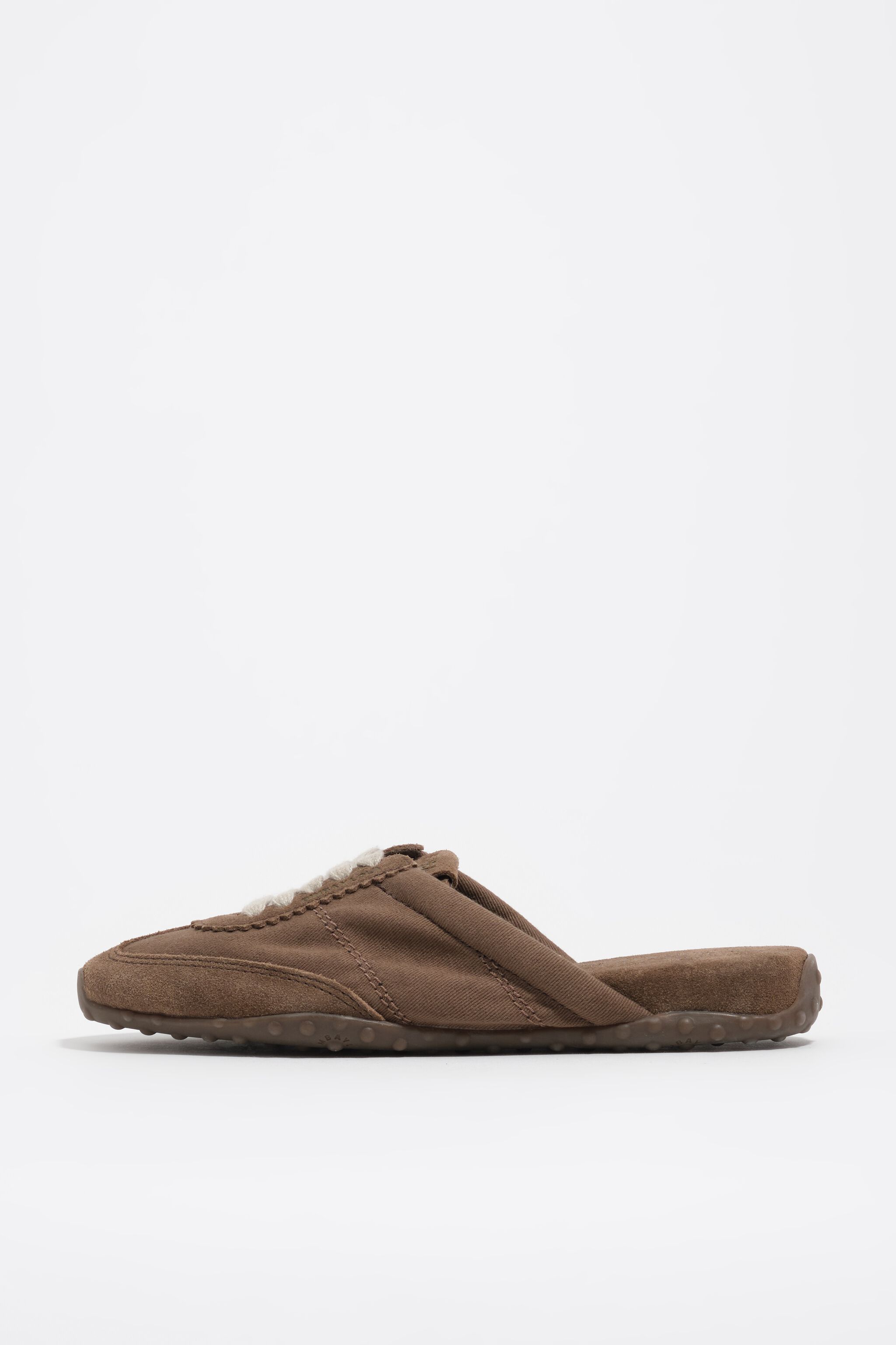 Brauner Wildleder- und Stoff-Mulesneaker 13 31