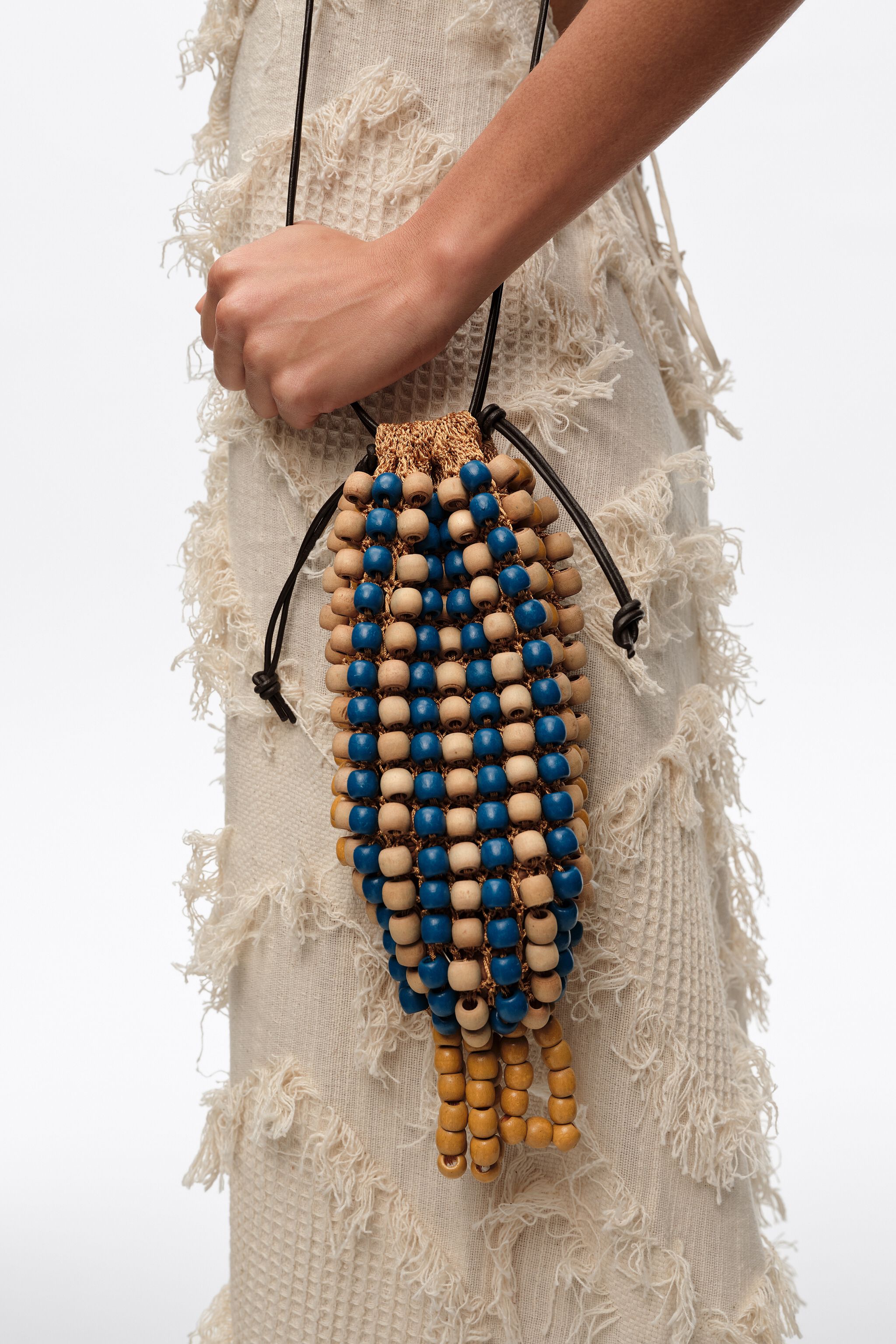 Blaue Mini-Tasche aus Strick