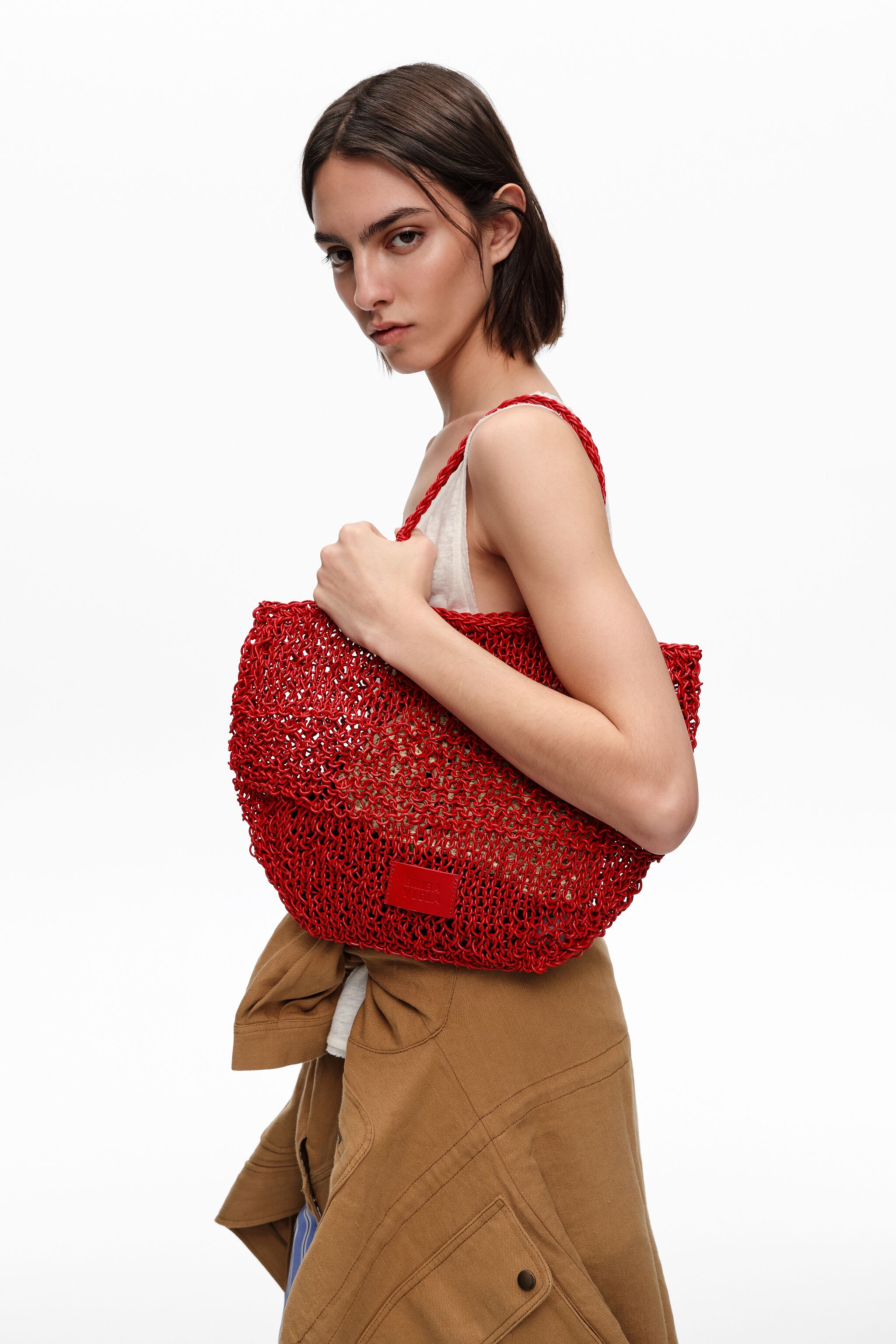 Mittlere rote geflochtene Leder-Schultertasche