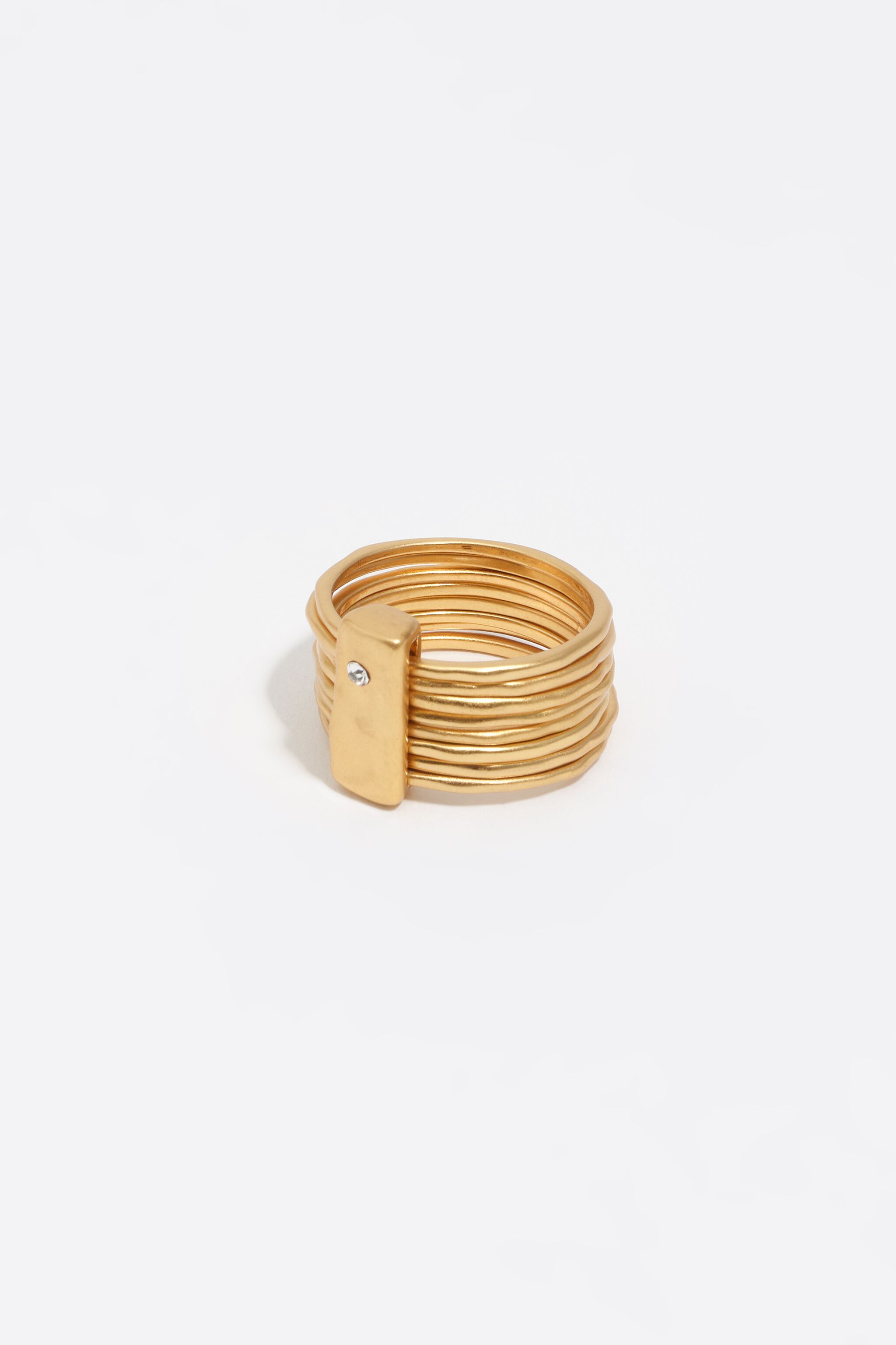 Ring aus altgoldener Textur