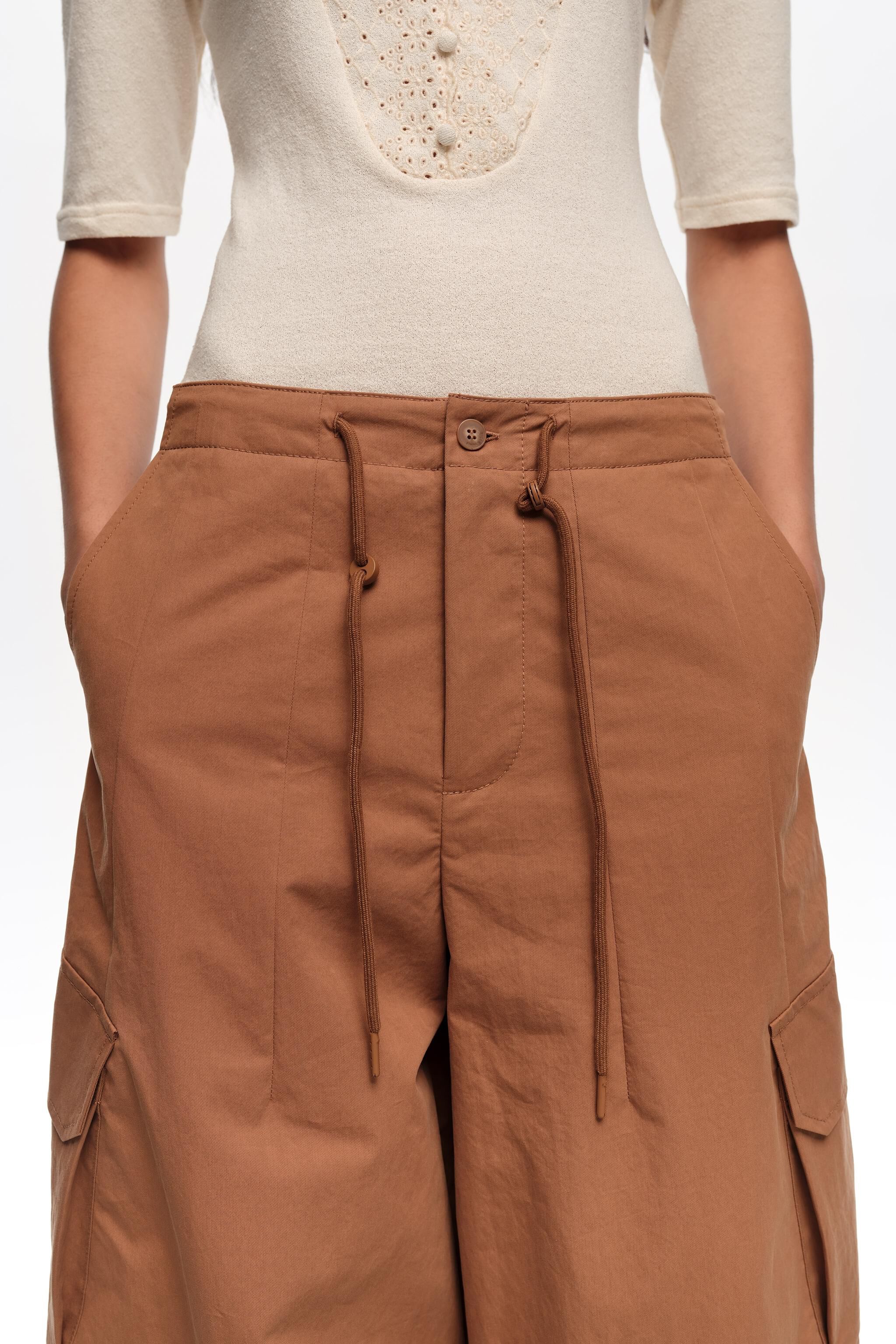 Helle braune Baumwoll-Cargo-Hosen