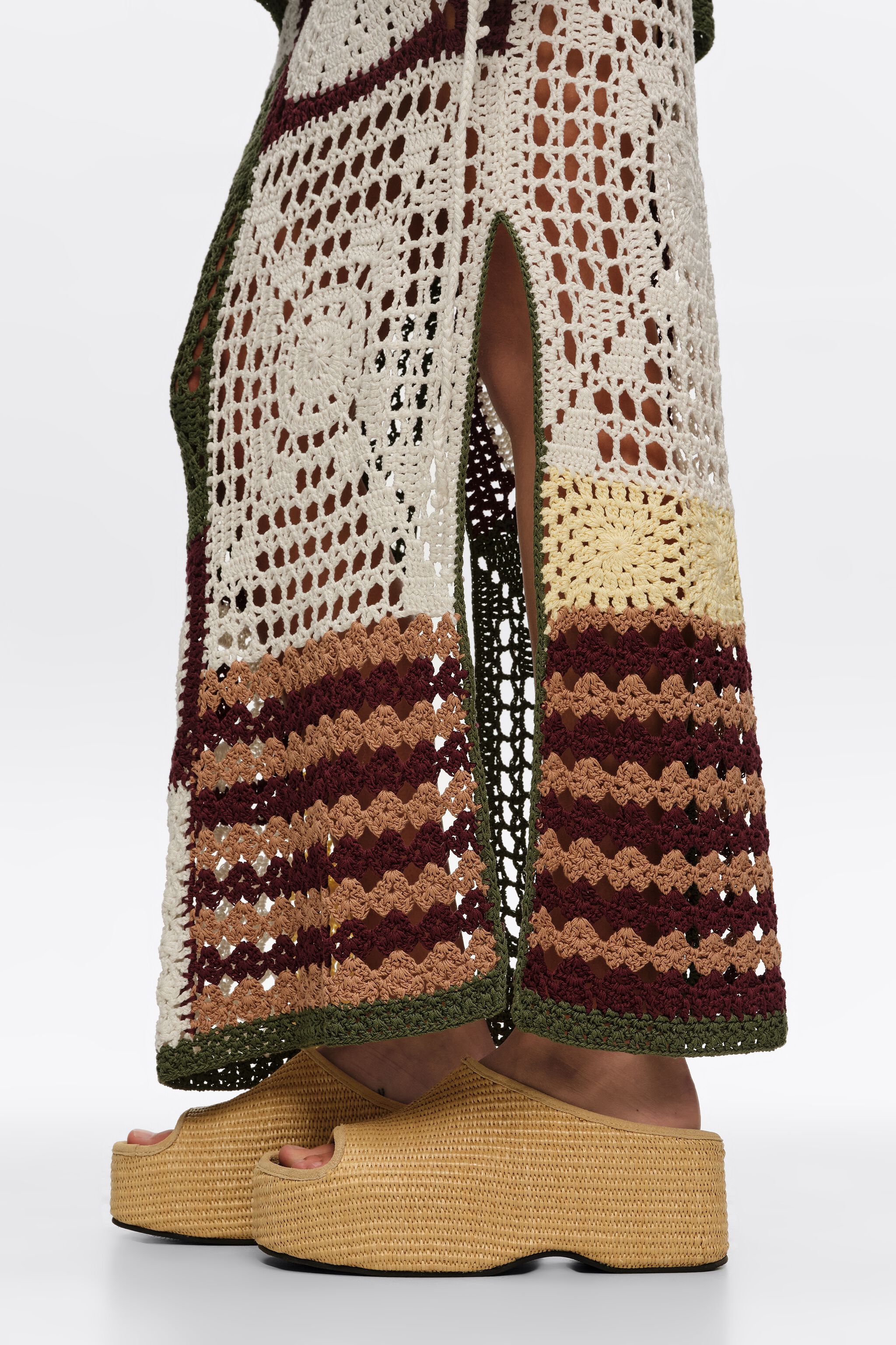 Natürlicher Raffia-Plattform-Sandalen