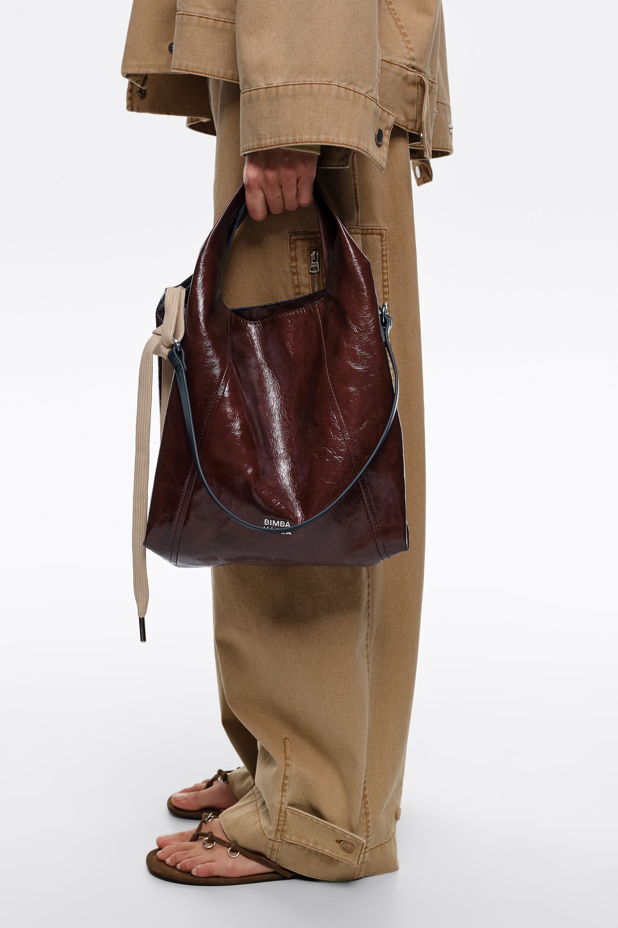 Medium mocha glänzendes Leder-Papier-Beutel