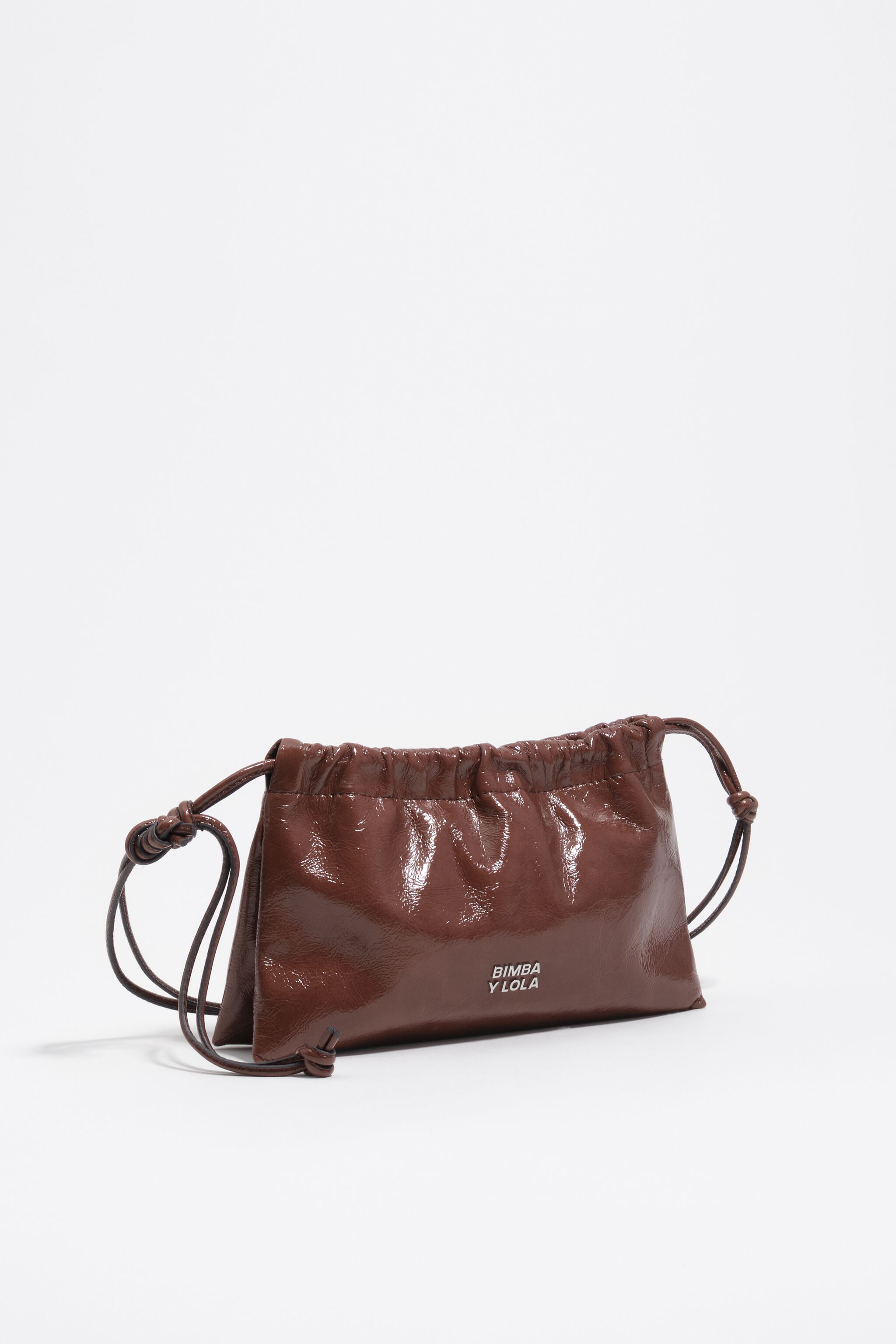 Mocha glänzende Ledermini-Tasche